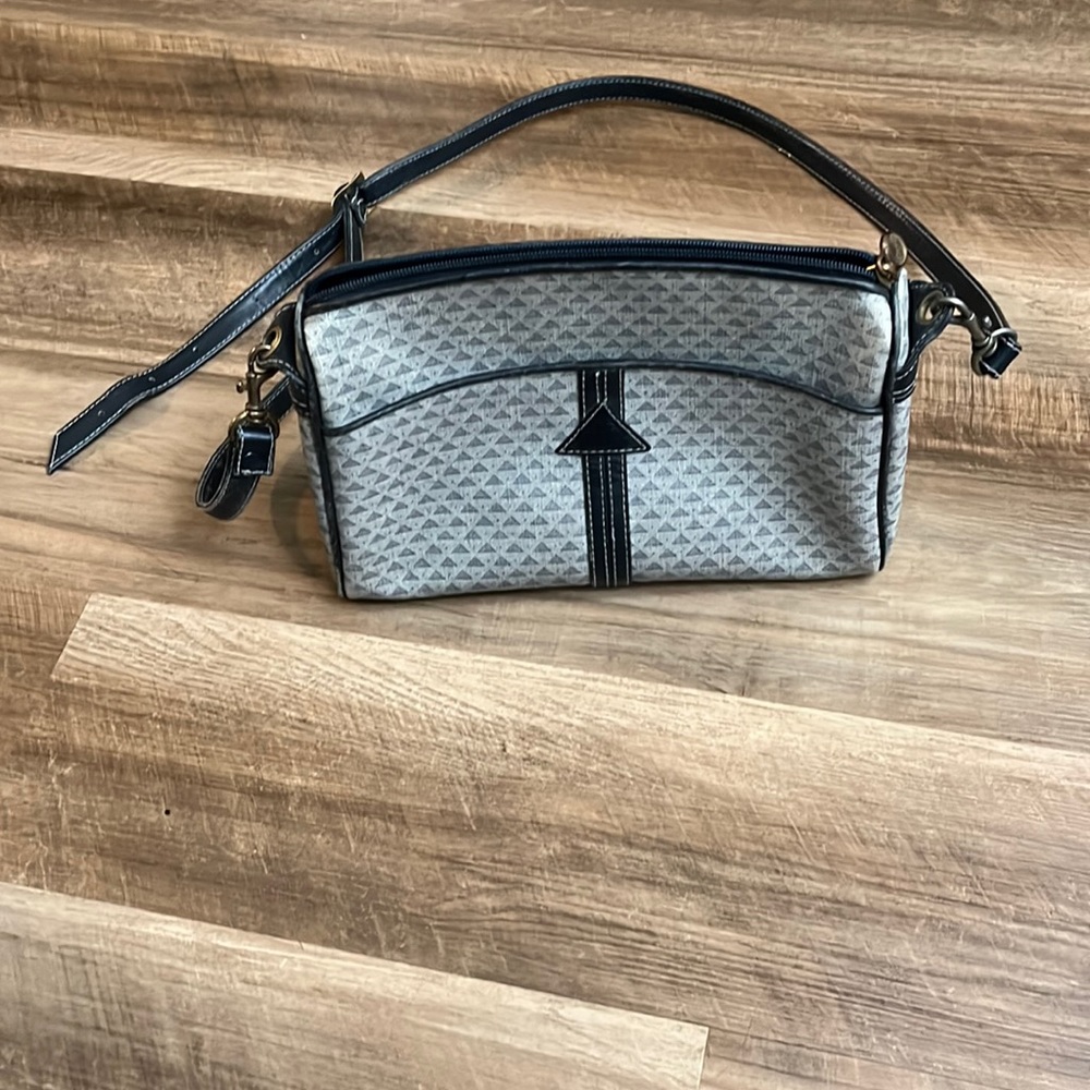 Liz Claiborne VINTAGE leather trim shoulder bag purse